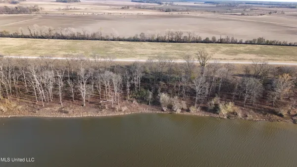 $30,000 | 72 Loyd Road, Beulah, MS 38726