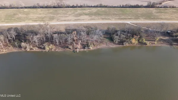 $30,000 | 72 Loyd Road, Beulah, MS 38726