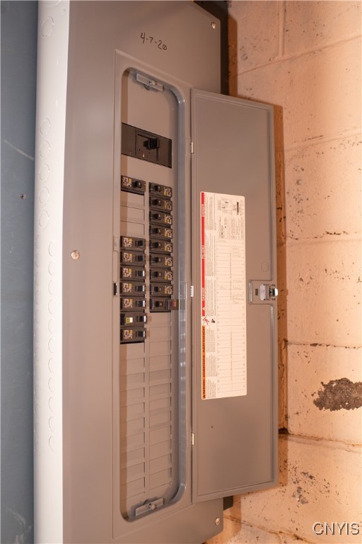 170 Franklin Street Auburn, NY 13021 - Photo 28 of 40 200 AMP Updated Service