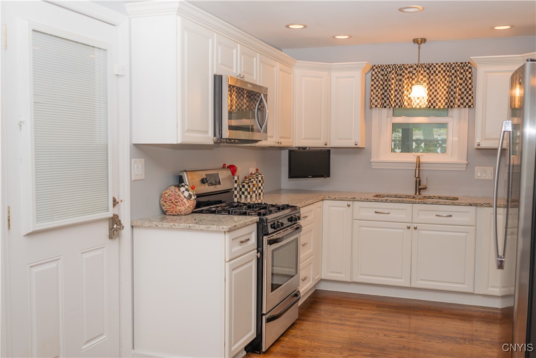 170 Franklin Street Auburn, NY 13021 - Photo 3 of 40 Top to bottom renovations