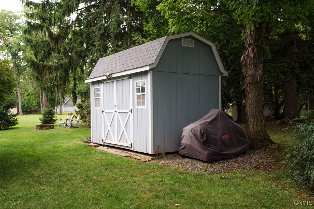 170 Franklin Street Auburn, NY 13021 - Photo 37 of 40 Nicely kept yard