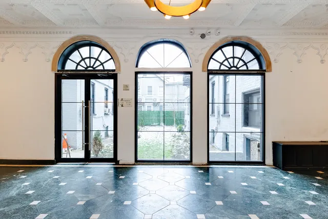 $3,090 | 640 Ditmas Avenue, Unit 28 | Kensington