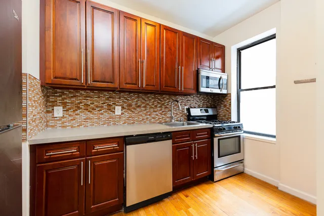 $3,090 | 640 Ditmas Avenue, Unit 28 | Kensington