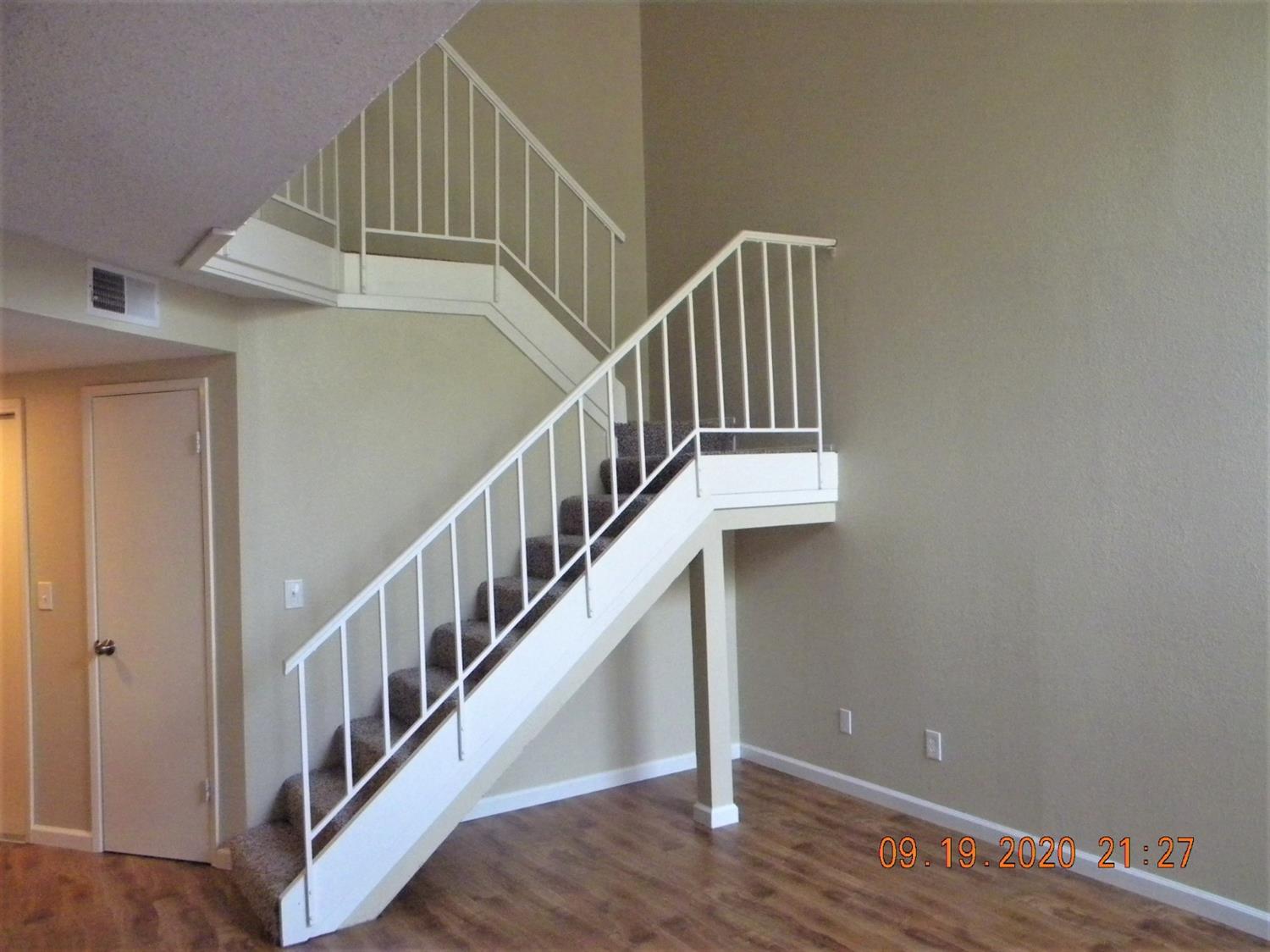 1365 Hood Road Sacramento, CA 95825 - Photo 7 of 15 Gallery Image 7