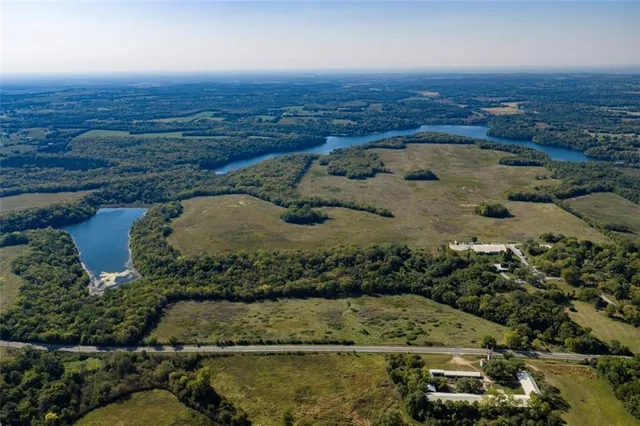 $8,725,000 | 0 McLouth Road, Tonganoxie, KS 66086