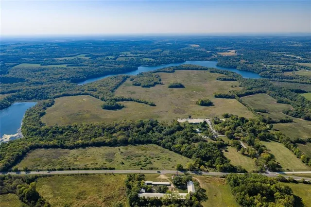 $8,725,000 | 0 McLouth Road, Tonganoxie, KS 66086