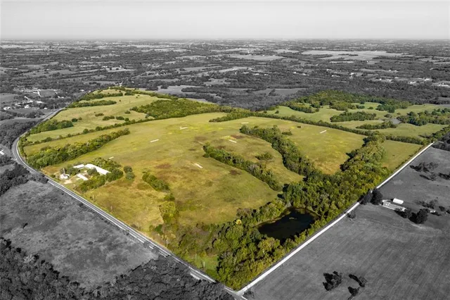 $8,725,000 | 0 McLouth Road, Tonganoxie, KS 66086