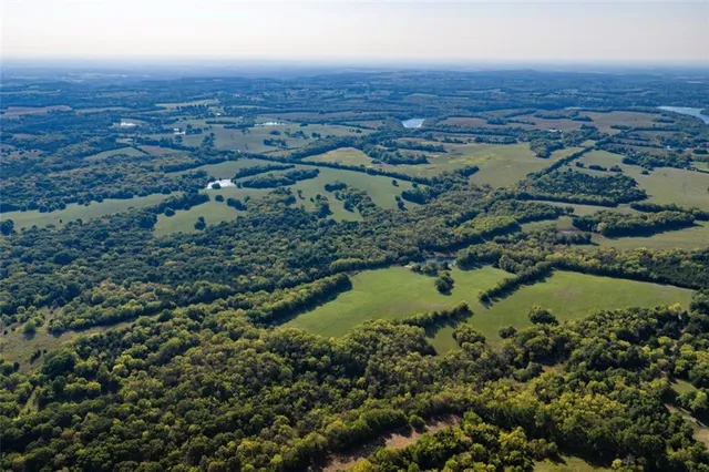 $8,725,000 | 0 McLouth Road, Tonganoxie, KS 66086