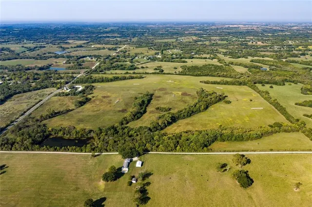 $8,725,000 | 0 McLouth Road, Tonganoxie, KS 66086