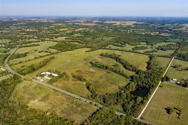 $8,725,000 | 0 McLouth Road, Tonganoxie, KS 66086