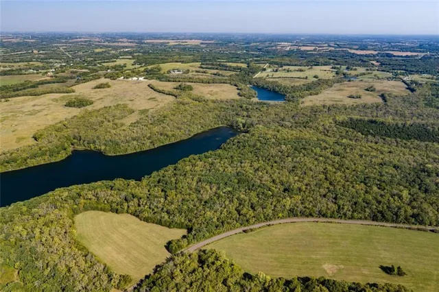 $8,725,000 | 0 McLouth Road, Tonganoxie, KS 66086