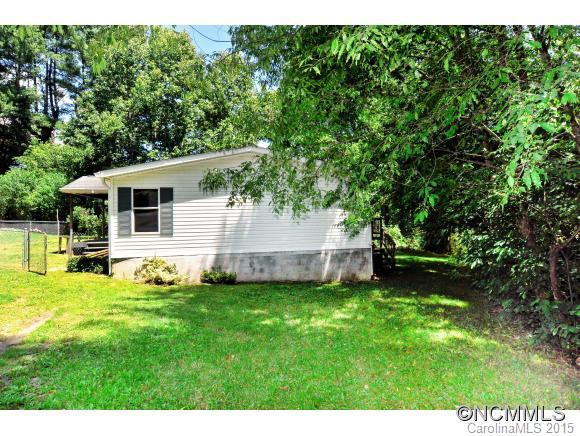 724 Buckeye Access Road Swannanoa, NC 28778 - Photo 16 of 19 Gallery Image 16