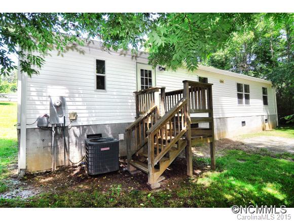 724 Buckeye Access Road Swannanoa, NC 28778 - Photo 5 of 19 Gallery Image 5