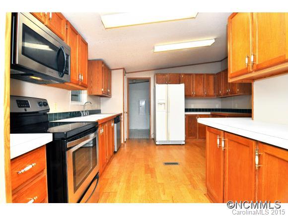 724 Buckeye Access Road Swannanoa, NC 28778 - Photo 8 of 19 Gallery Image 8