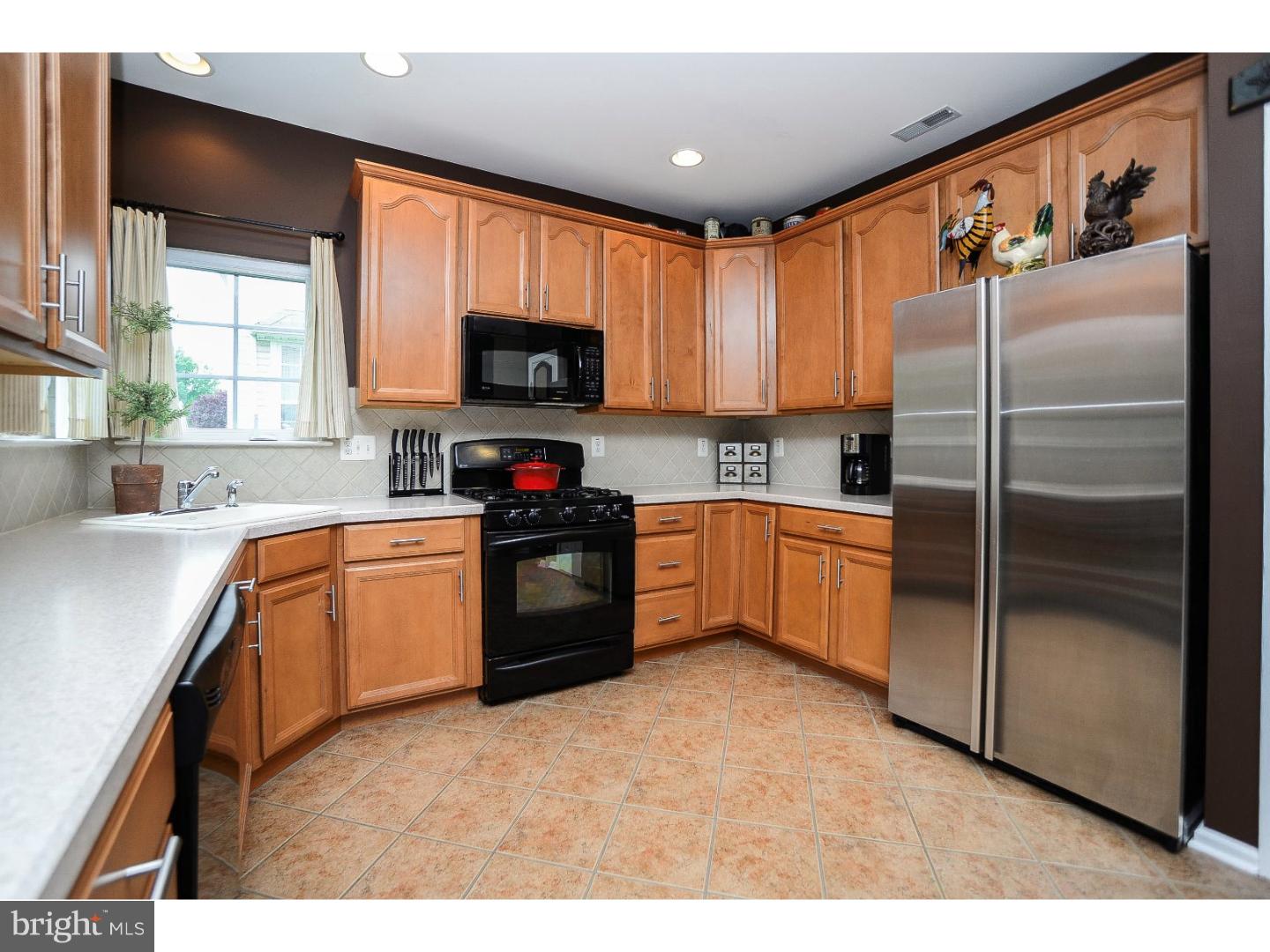 32 Cypress Point Road Mount Holly, NJ 08060 - Photo 10 of 23 Kitchen