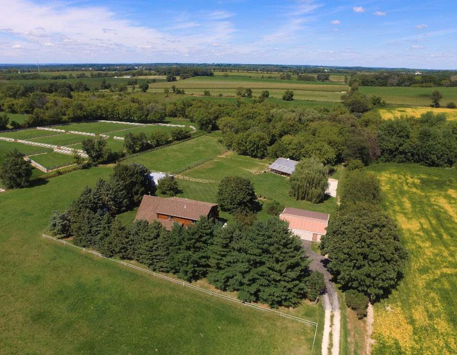 608 Hunter Road Caledonia, IL 61011 - Photo 3 of 25 a view of a garden with an ocean