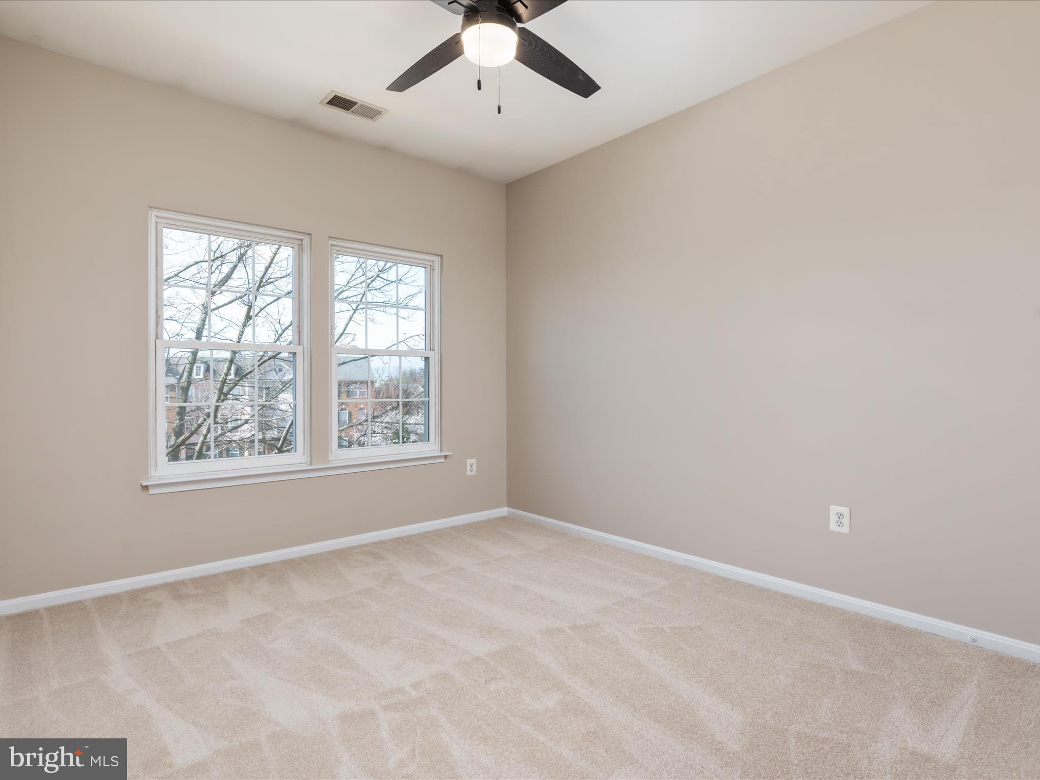 44258 Huron Terrace Ashburn, VA 20147 - Photo 24 of 33 Bedroom #4