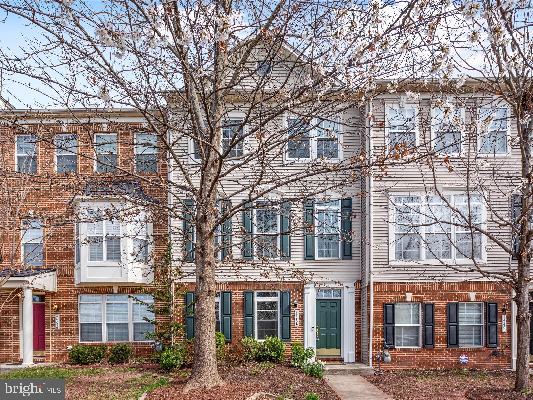 44258 Huron Terrace Ashburn, VA 20147 - Photo 32 of 33 Welcome Home!