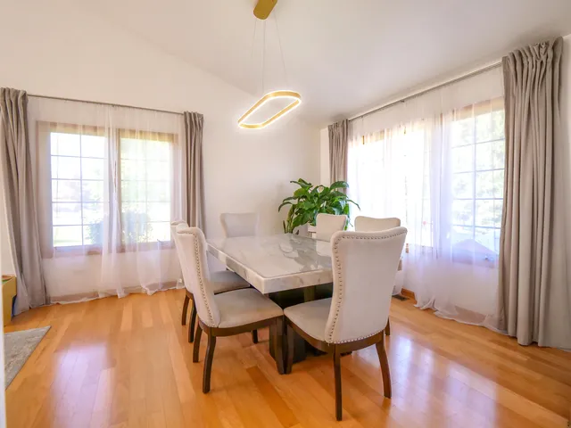 $345,000 | 6706 Pondview Drive, Tinley Park, IL 60477