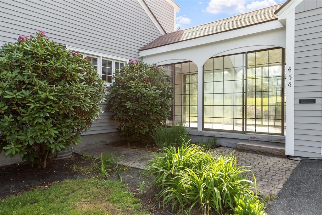 454 Wilson Street Clinton, MA 01510 - Photo 6 of 39