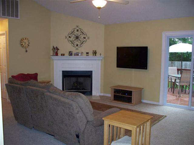 10 Chantilly Rue Court Simpsonville, SC 29681 - Photo 2 of 18 Gallery Image 2
