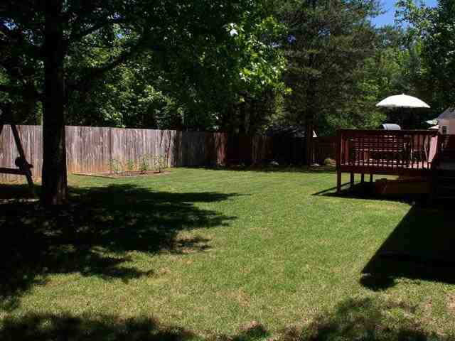 10 Chantilly Rue Court Simpsonville, SC 29681 - Photo 13 of 18 Gallery Image 13