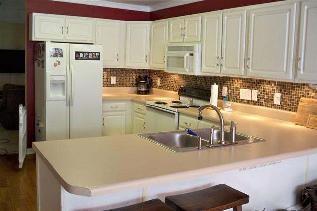 10 Chantilly Rue Court Simpsonville, SC 29681 - Photo 3 of 18 Gallery Image 3
