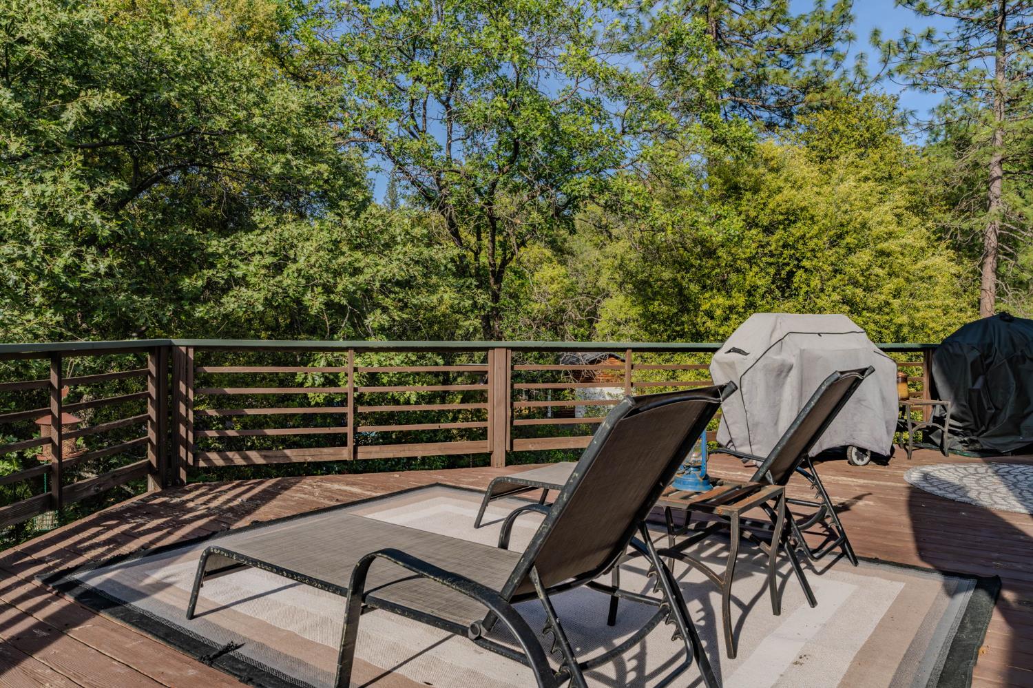 12091 Mierkey Road Jackson, CA 95642 - Photo 67 of 87 a view of a balcony with chairs