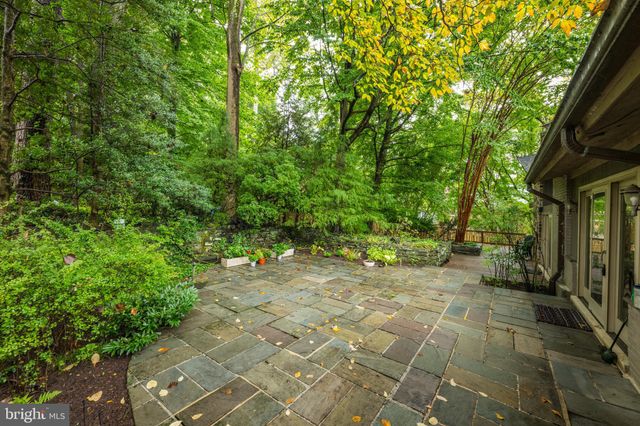 $1,850,000 | 7305 Barra Drive, Bethesda, MD 20817