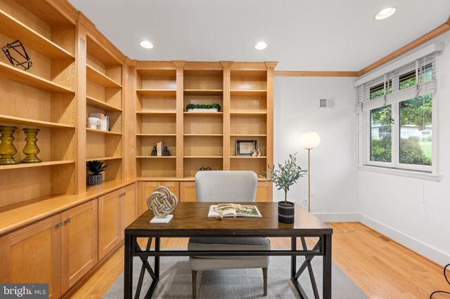 $1,850,000 | 7305 Barra Drive, Bethesda, MD 20817