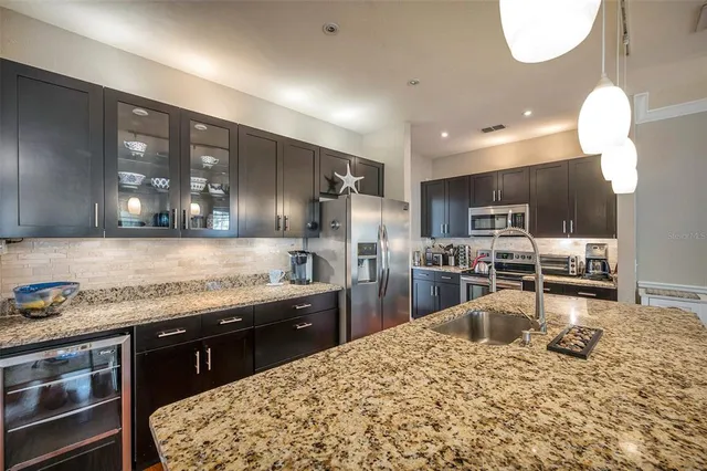 $2,200 | 2245 Chianti Place, Unit 724, Palm Harbor, FL 34683