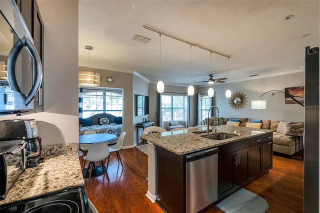 $2,200 | 2245 Chianti Place, Unit 724, Palm Harbor, FL 34683