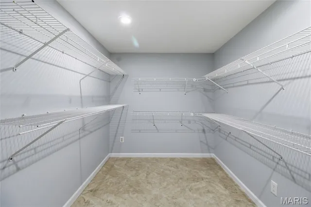 $390,000 | 9624 Chamblin Drive, St. Louis, MO 63123