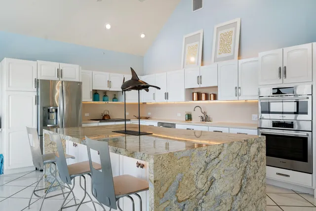 $3,800,000 | 63 Mutiny Place, Key Largo, FL 33037