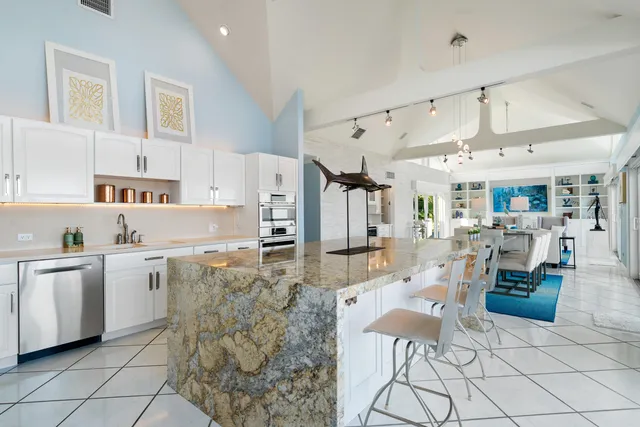 $3,800,000 | 63 Mutiny Place, Key Largo, FL 33037