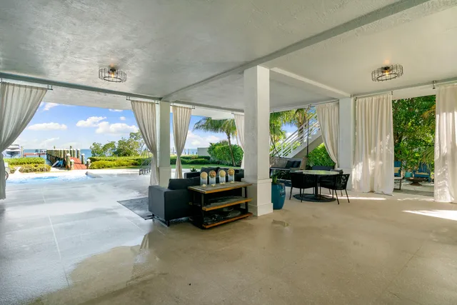 $3,800,000 | 63 Mutiny Place, Key Largo, FL 33037