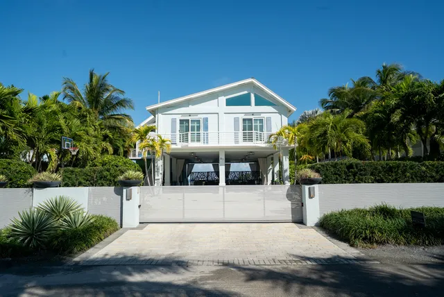 $3,800,000 | 63 Mutiny Place, Key Largo, FL 33037