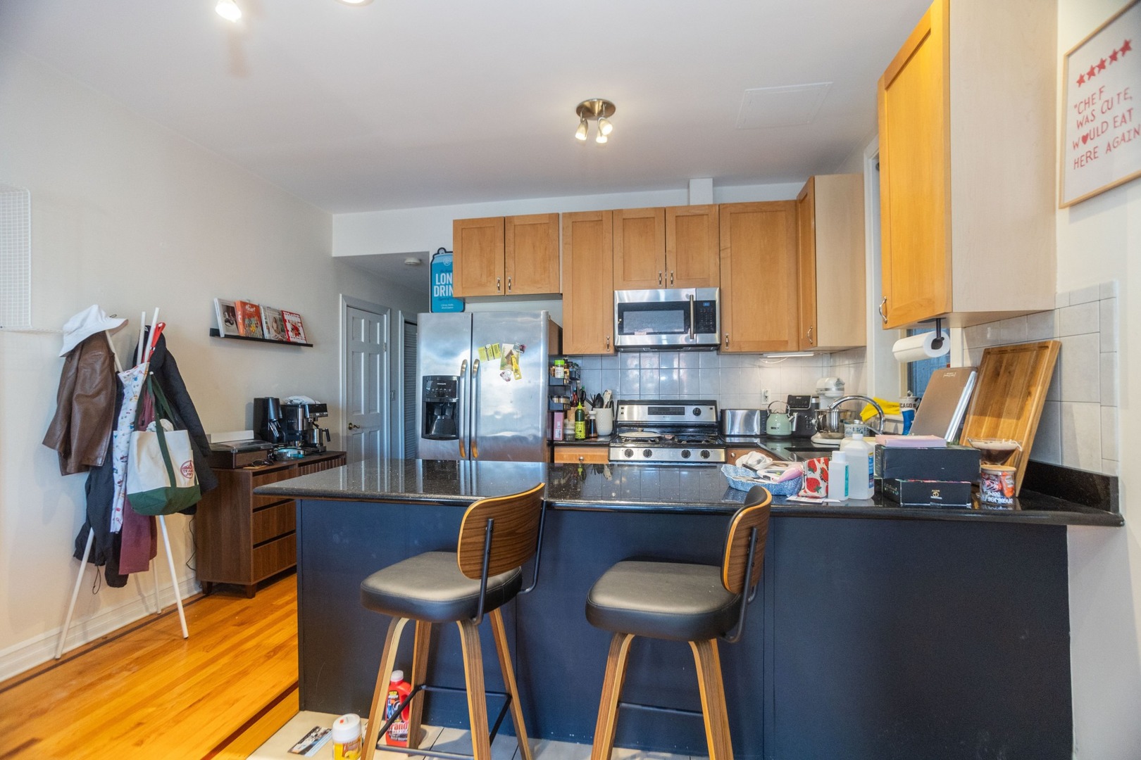 2645 West Haddon Avenue, Unit 2 Chicago, IL 60622 - Photo 3 of 10