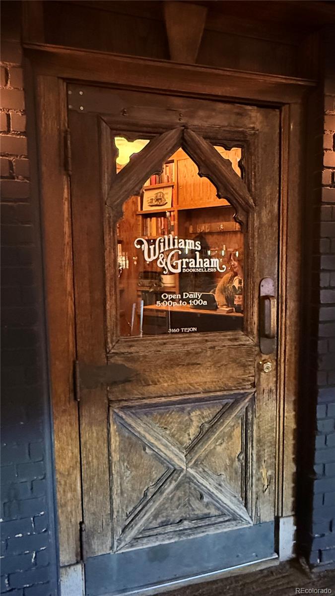 3122 Umatilla Street Denver, CO 80211 - Photo 6 of 19 a view of living room