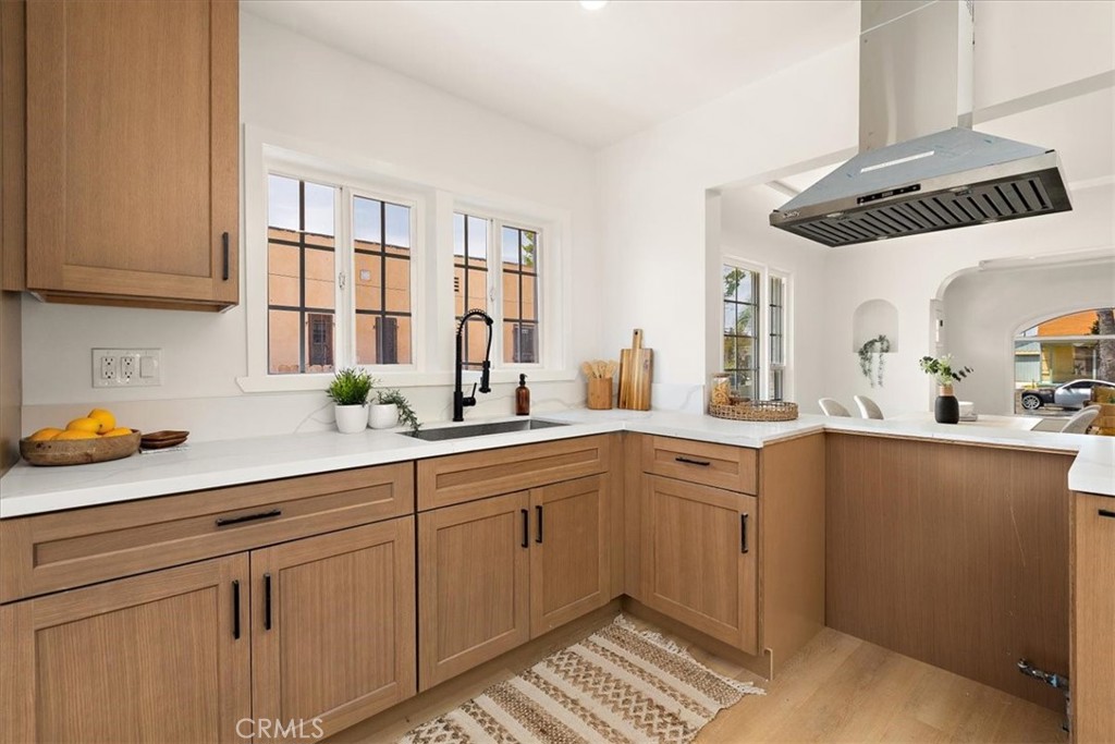 1218 North Spring Avenue Compton, CA 90221 - Photo 12 of 31 Kitchen