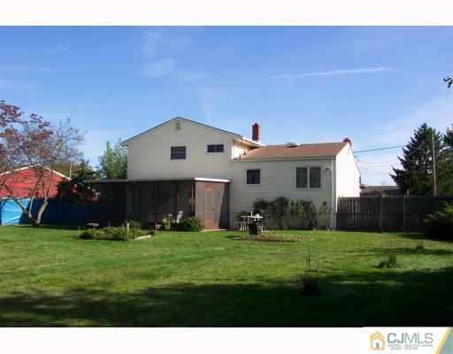 25 Brian Road Edison, NJ 08817 - Photo 8 of 10 Gallery Image 8