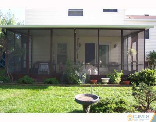 25 Brian Road Edison, NJ 08817 - Photo 9 of 10 Gallery Image 9