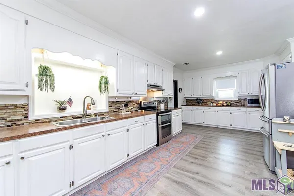 $225,000 | 5256 Bayouside Drive, Chauvin, LA 70344