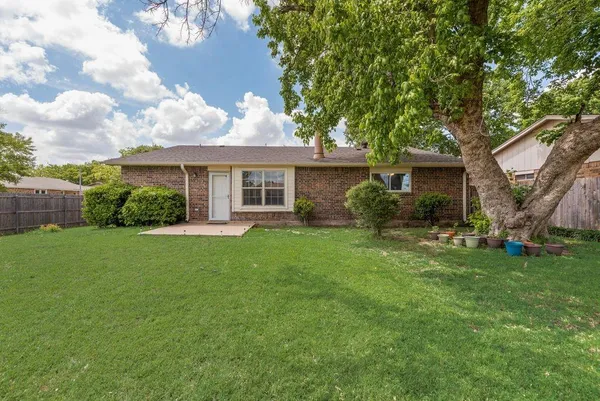 $234,900 | 905 Pepperidge Court, Lancaster, TX 75134