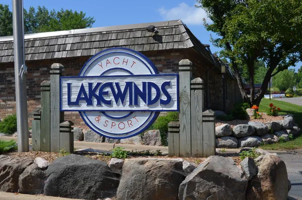 $139,900 | 4387 Wilshire Boulevard, Unit 307, Mound, MN 55364