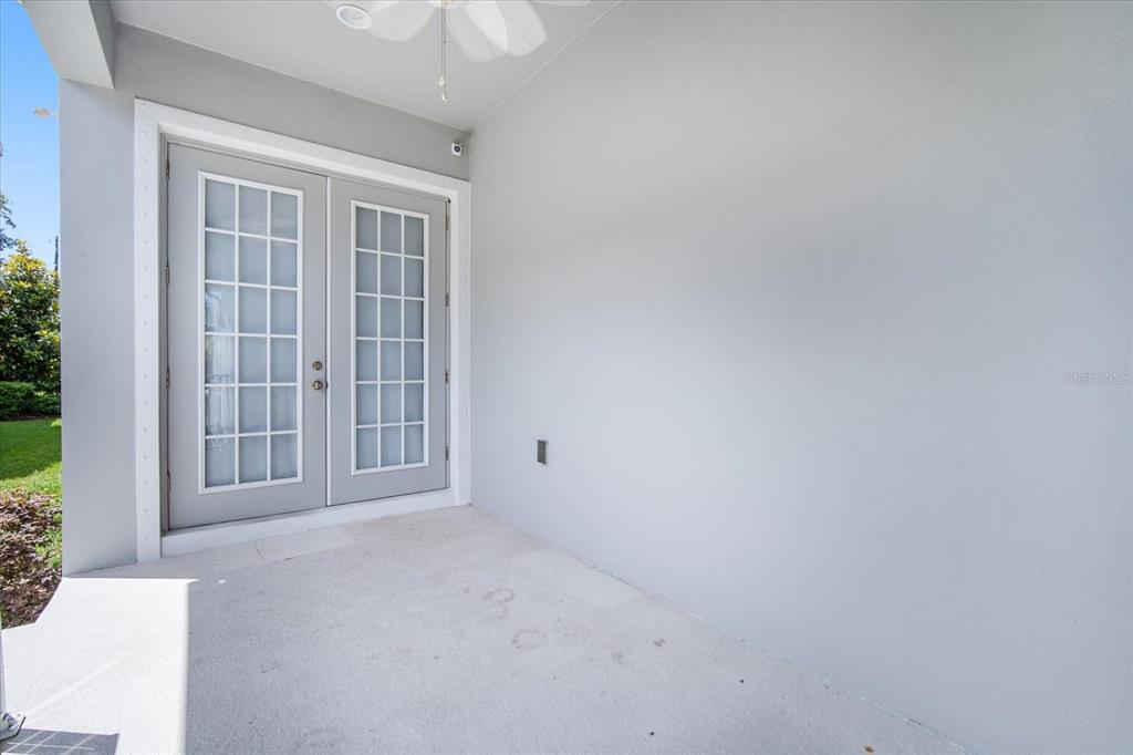 6523 Watson Road Riverview, FL 33578 - Photo 24 of 32 a view of an empty room with a window