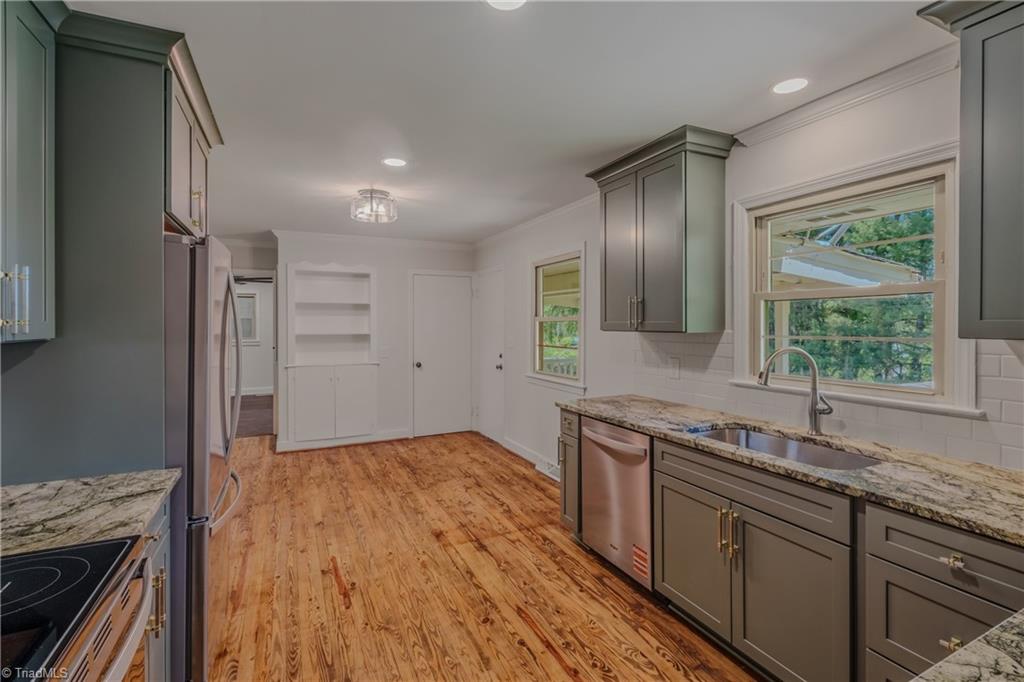 2119 Old Pipers Gap Road Cana, VA 24317 - Photo 15 of 45
