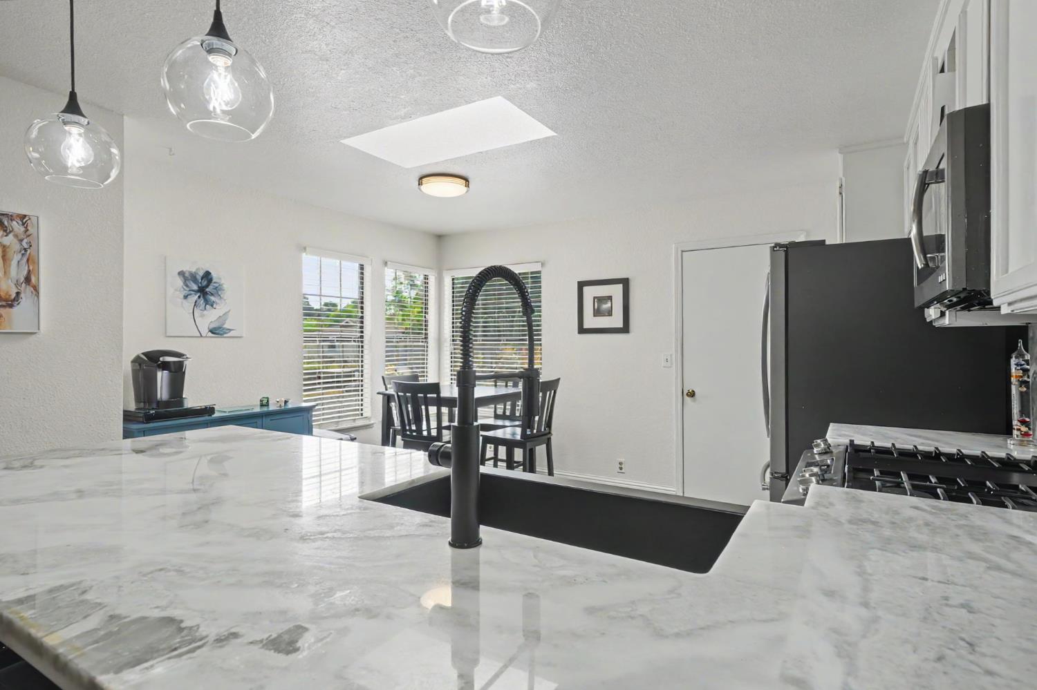 67 St Andrews Road Valley Springs, CA 95252 - Photo 16 of 58 a view of a livingroom with furniture