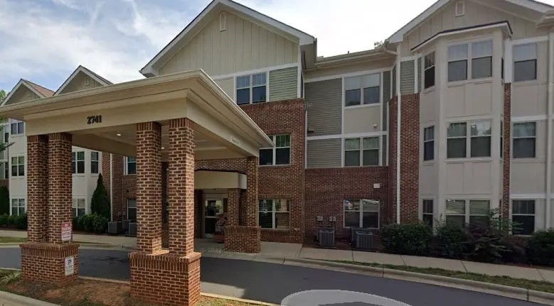 2741 Dr Carver Road Charlotte, NC 28208 - Photo 1 of 6