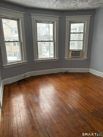 $1,700 | 130 Wilson Street, Unit 2, Bridgeport, CT 06605